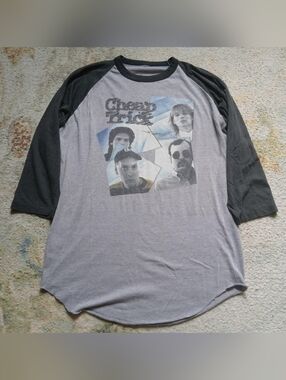 Vintage 80s CHEAP TRICK Tour Tee